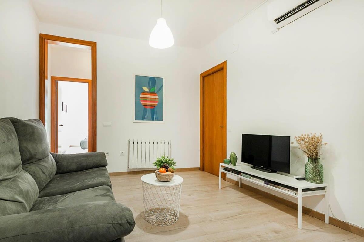 Comfortable 3bd In Poblenou Next To The Only For Families! Lejlighed Barcelona