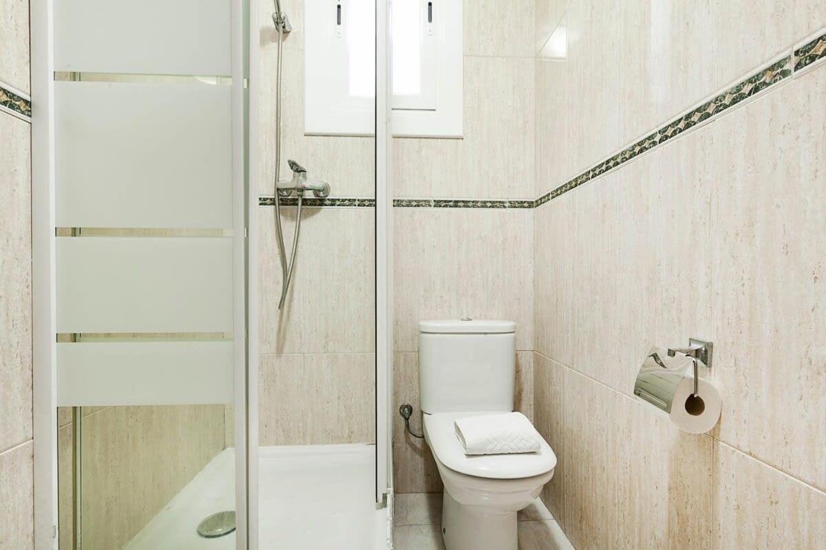Comfortable 3bd In Poblenou Next To The Only For Families! Lejlighed